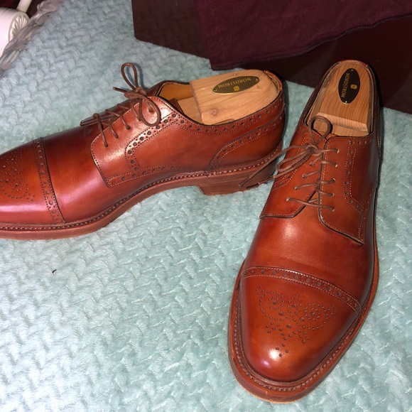 Santoni Other - SANTONI Italian made leather wingtip shoes